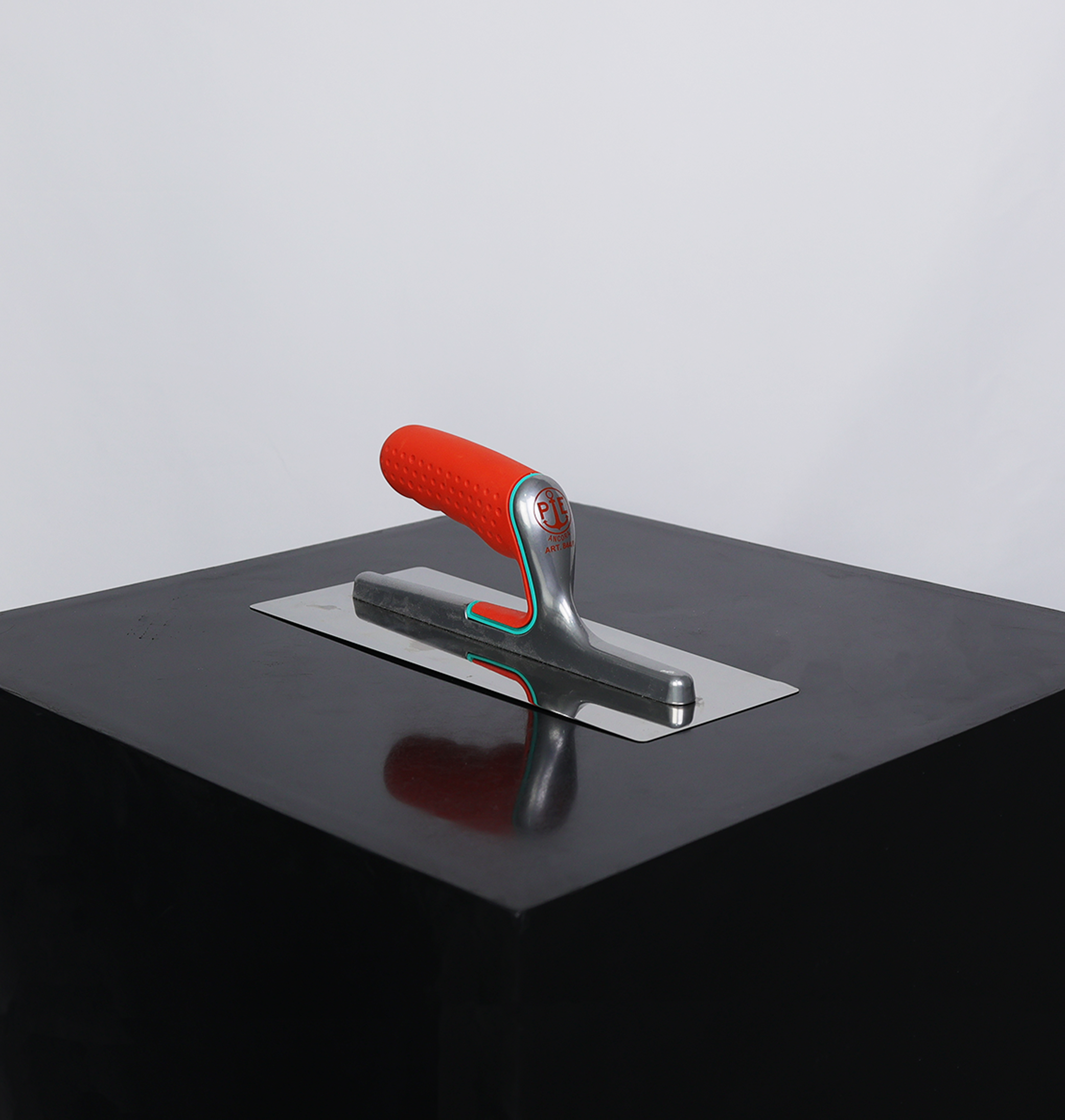 Gold Of Venice - Stainless Steel Venetian Plastering Trowel With Rubber Handle