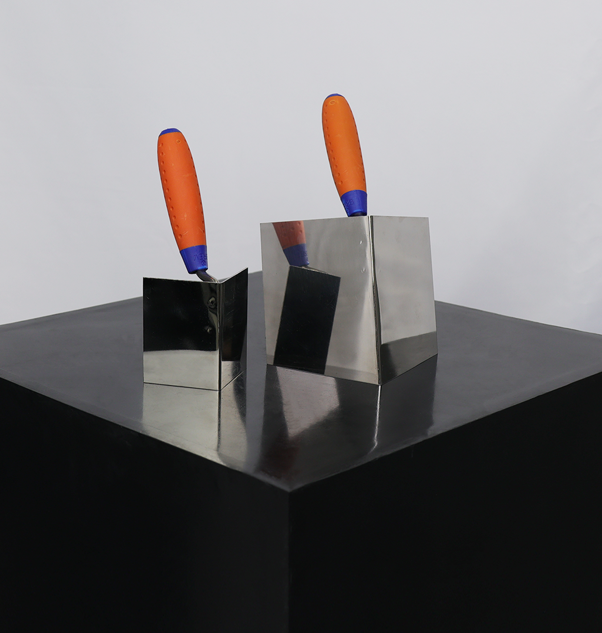 Stainless Steel Trowel For Sharp Internal Angles – Impera Italia