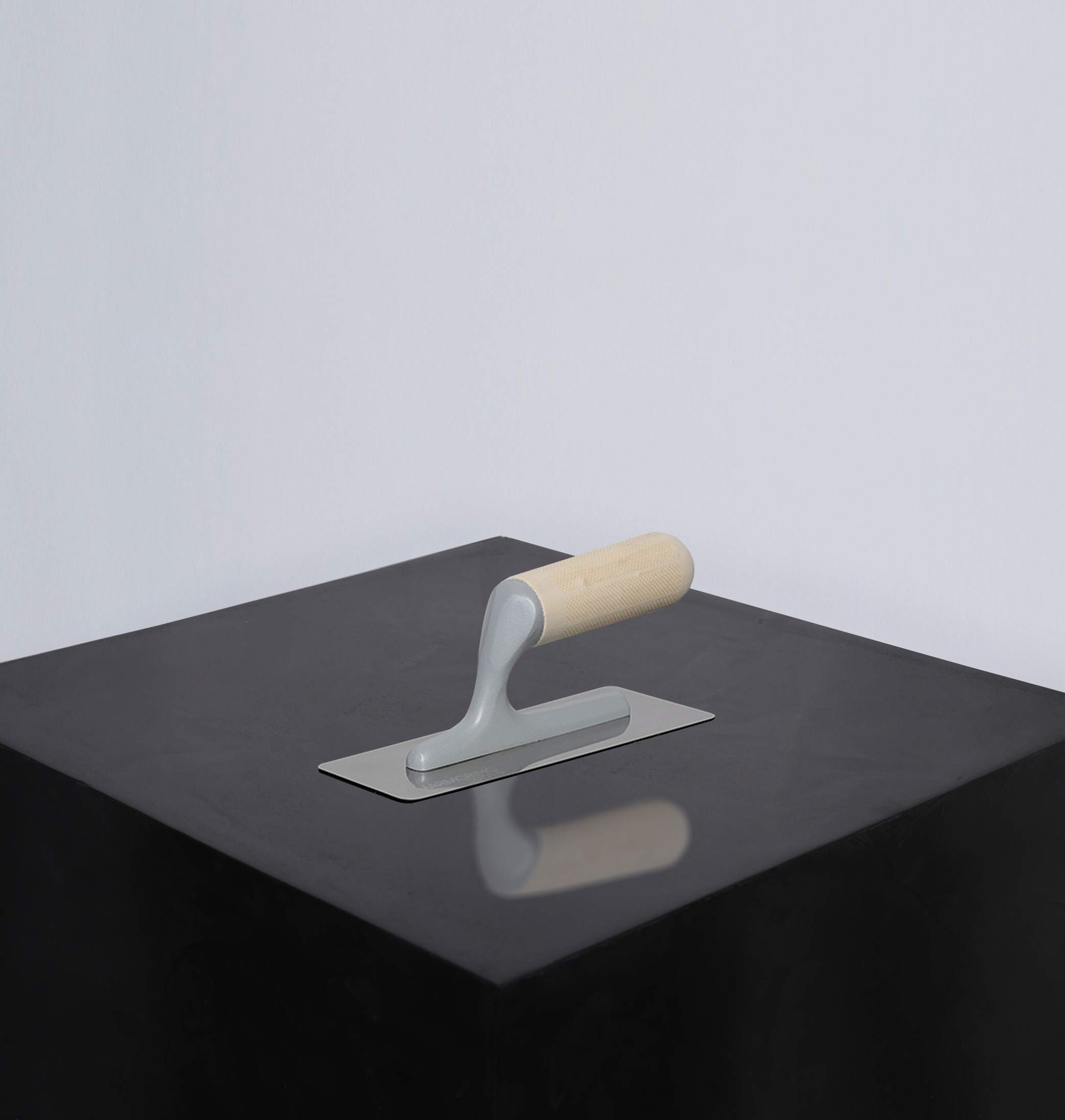 X Trowel - Stainless Steel Venetian Plastering Trowel With Wooden Handle